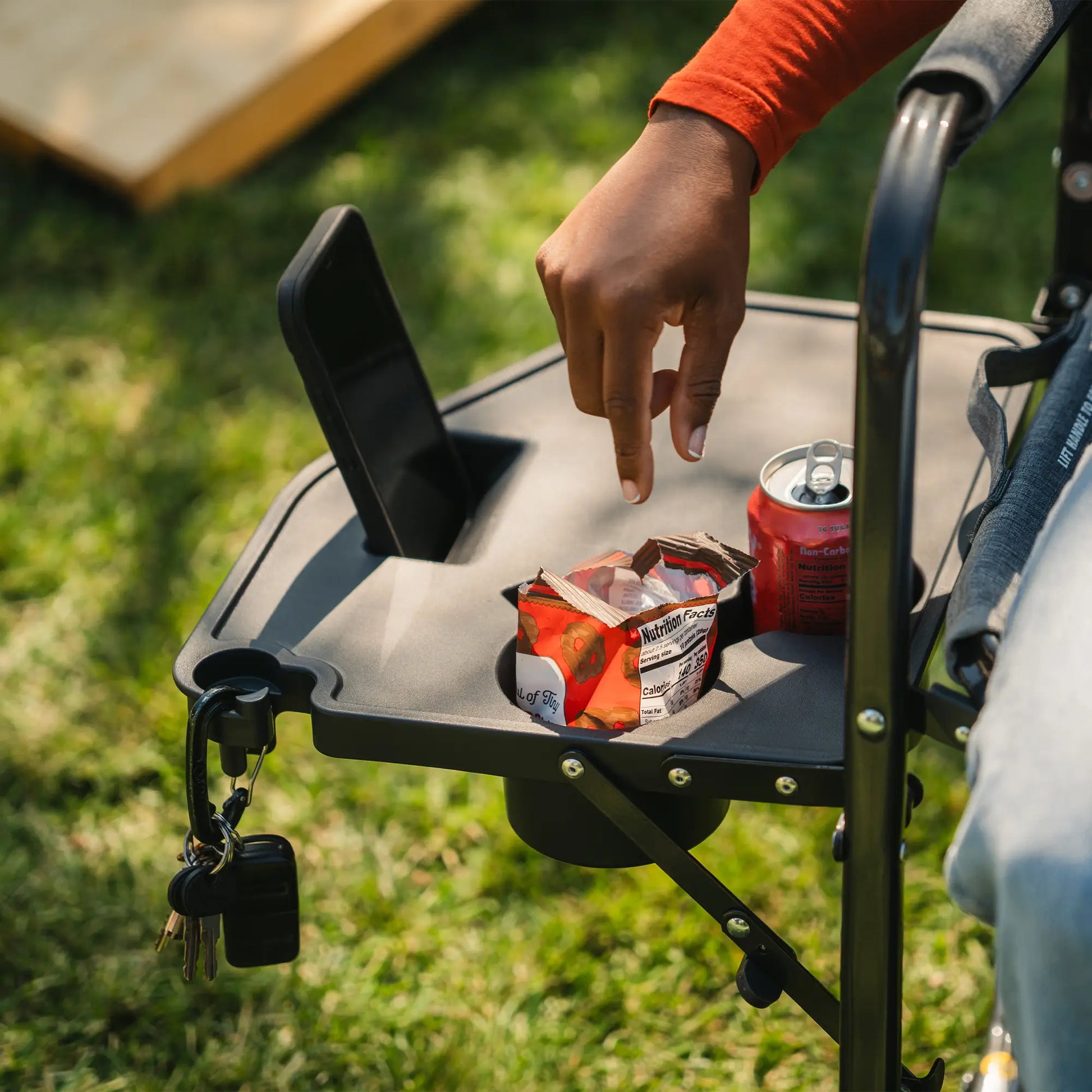 Freestyle Rocker™ with Side Table - Meal Ready