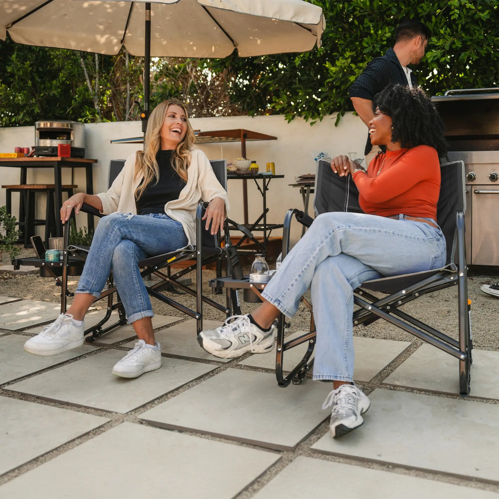 Freestyle Rocker XL™ with Side Table - Weekend Cook Choice